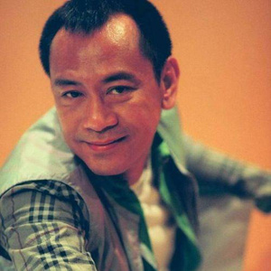 KTV嫖妓嫖到戴面具的麻麻
